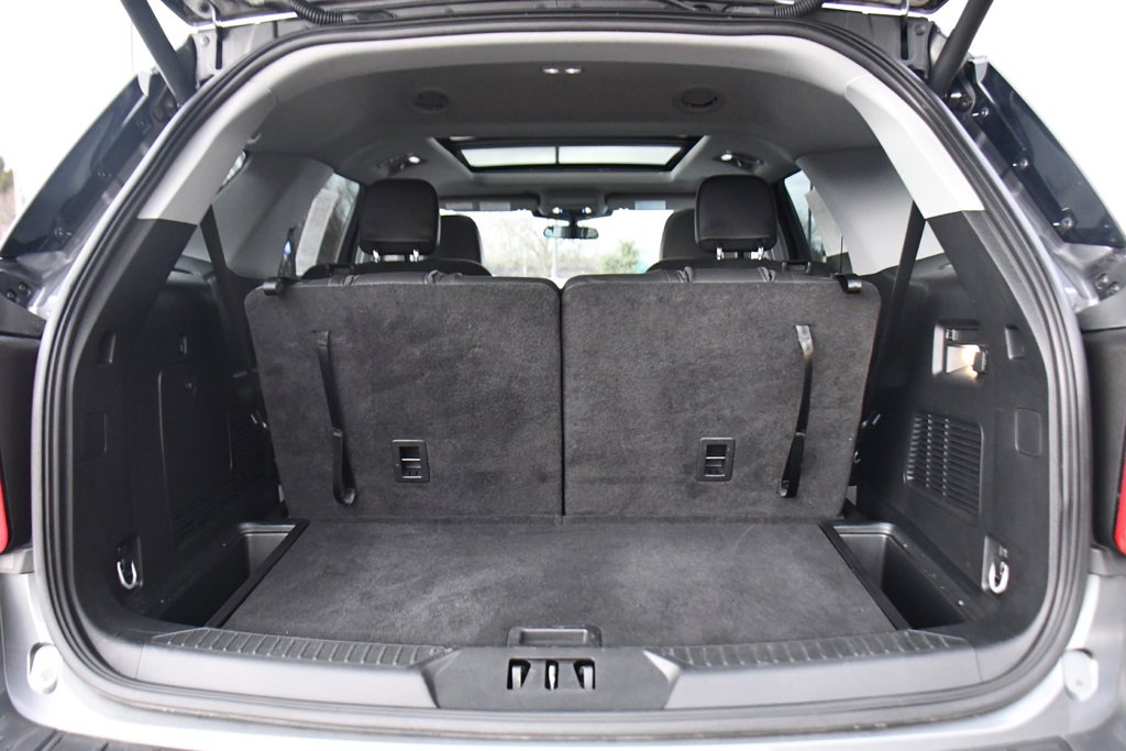 Used 2023 Ford Explorer XLT w/ Equipment Group 202A image 20
