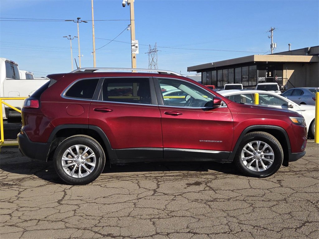Used 2019 Jeep Cherokee Latitude w/ Popular Appearance Group image 14