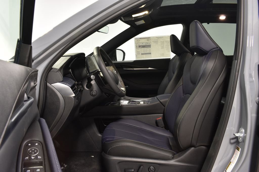 New 2026 INFINITI QX60 Sport w/ Dark Cargo Package image 10