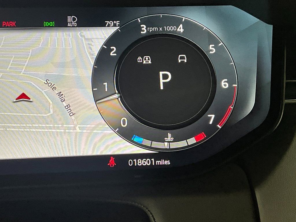 Used 2023 Land Rover Range Rover Long Wheelbase First Edition image 17