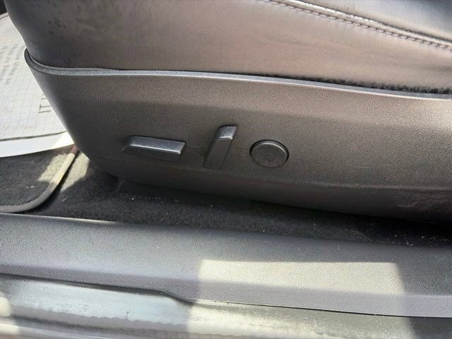Used 2018 Tesla Model 3 Long Range RWD image 12