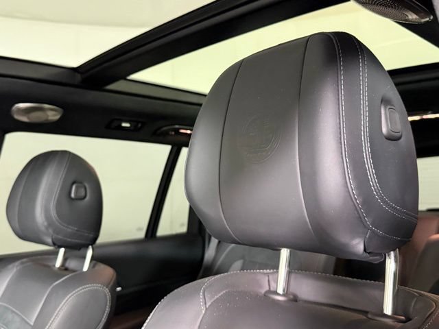 Used 2025 Mercedes-Benz GLS 63 AMG 4MATIC image 18