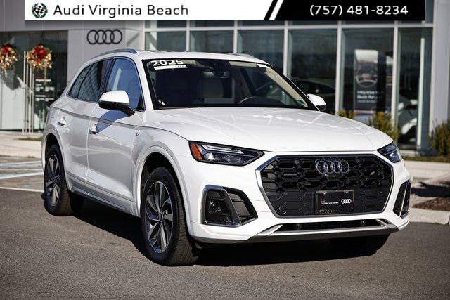 Certified 2025 Audi Q5 2.0T Premium Plus w/ Premium Plus Package image 2