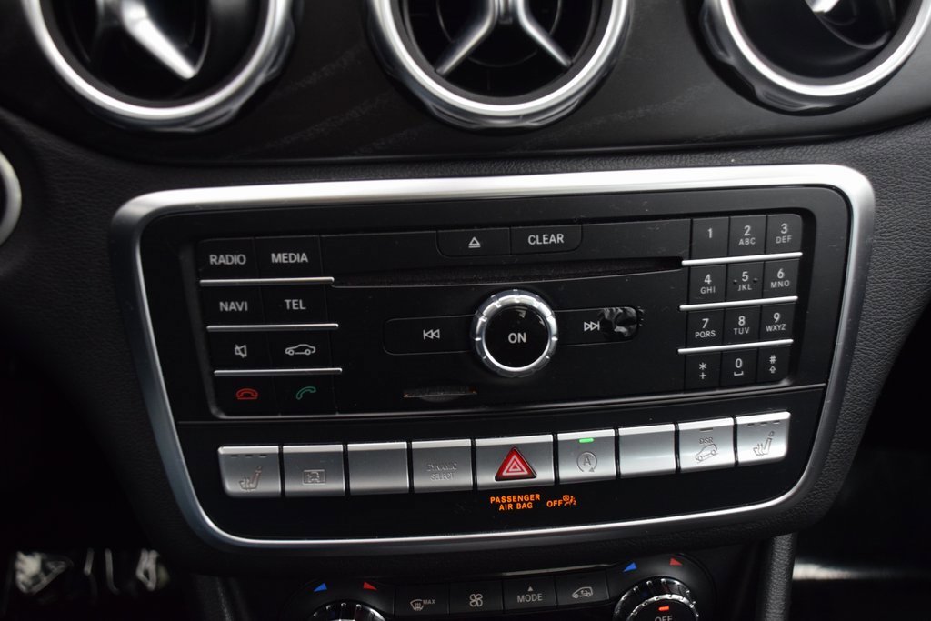 Used 2018 Mercedes-Benz GLA 250 4MATIC image 28