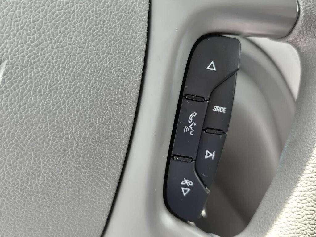 Used 2017 Chevrolet Traverse LS FWD image 26