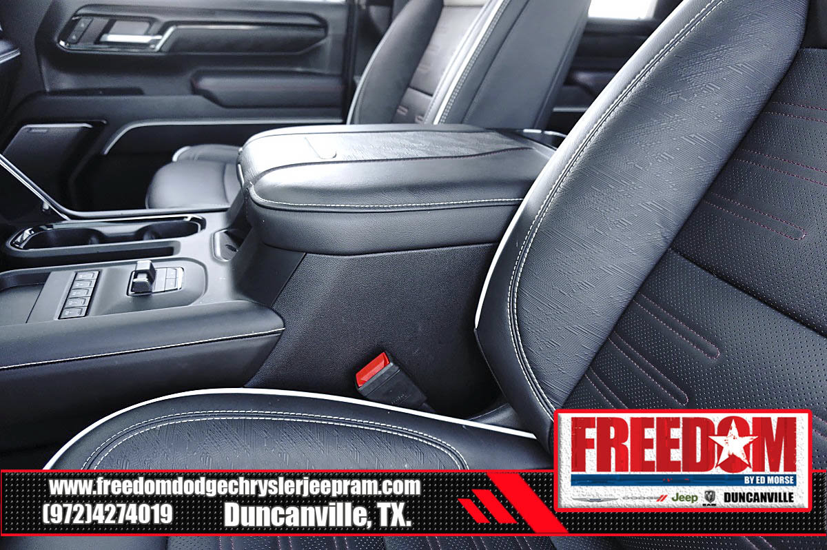 Used 2026 GMC Sierra 2500 AT4X AWD/4WD image 35