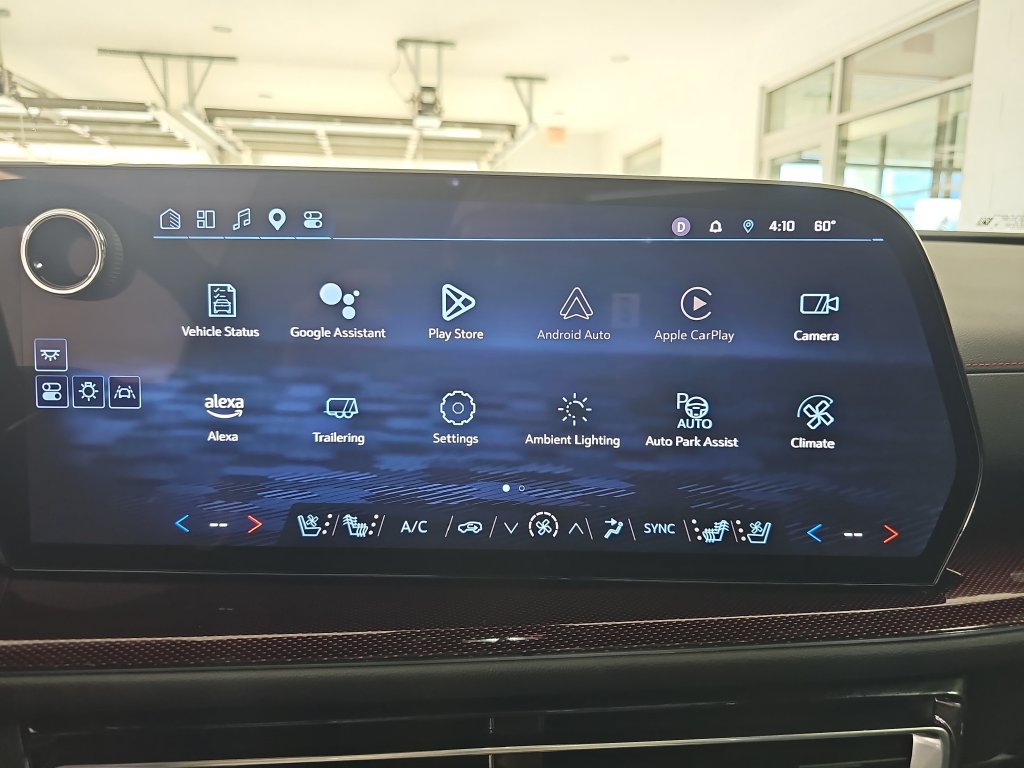 Certified 2024 Chevrolet Traverse RS w/ LPO, Floor Liner Package AWD/4WD image 28