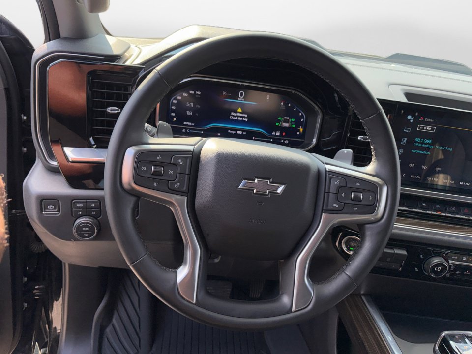Certified 2024 Chevrolet Silverado 1500 LT Trail Boss w/ Convenience Package II AWD/4WD image 10
