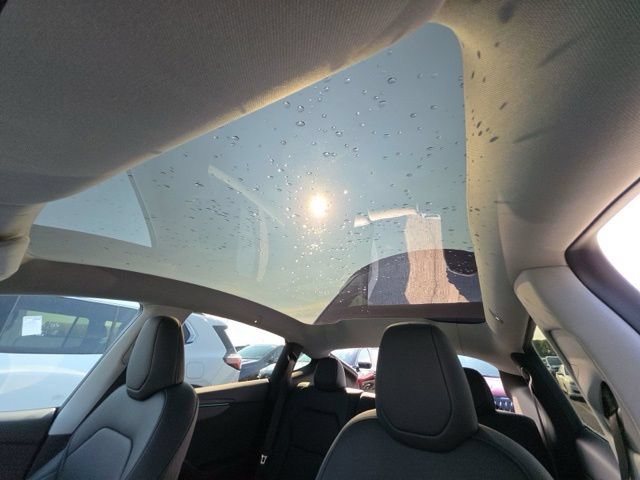 Used 2026 Tesla Model Y 2WD image 13