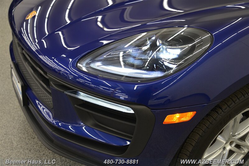 Used 2023 Porsche Macan AWD/4WD image 50