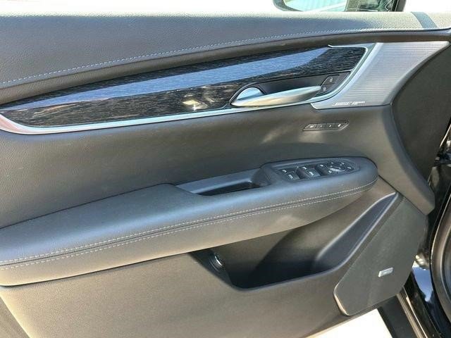 Certified 2023 Cadillac XT5 Premium Luxury AWD/4WD image 14