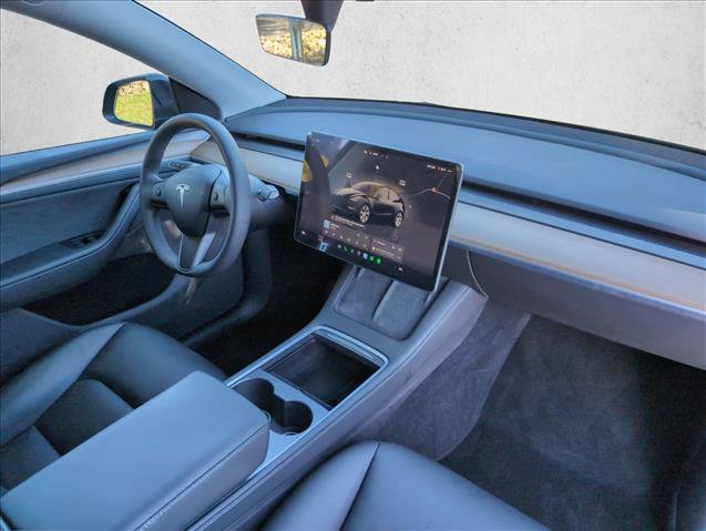 Used 2024 Tesla Model Y Long Range AWD/4WD image 26