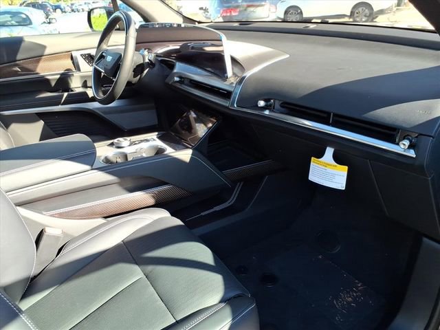 New 2026 Cadillac Vistiq Sport image 25