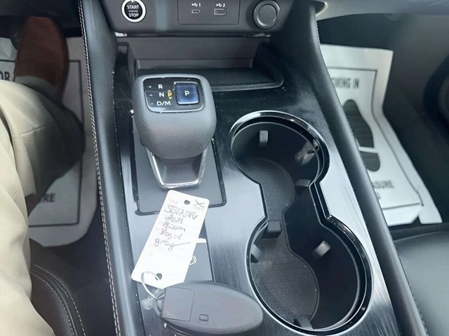 Used 2021 Nissan Rogue SL w/ Premium Package image 16