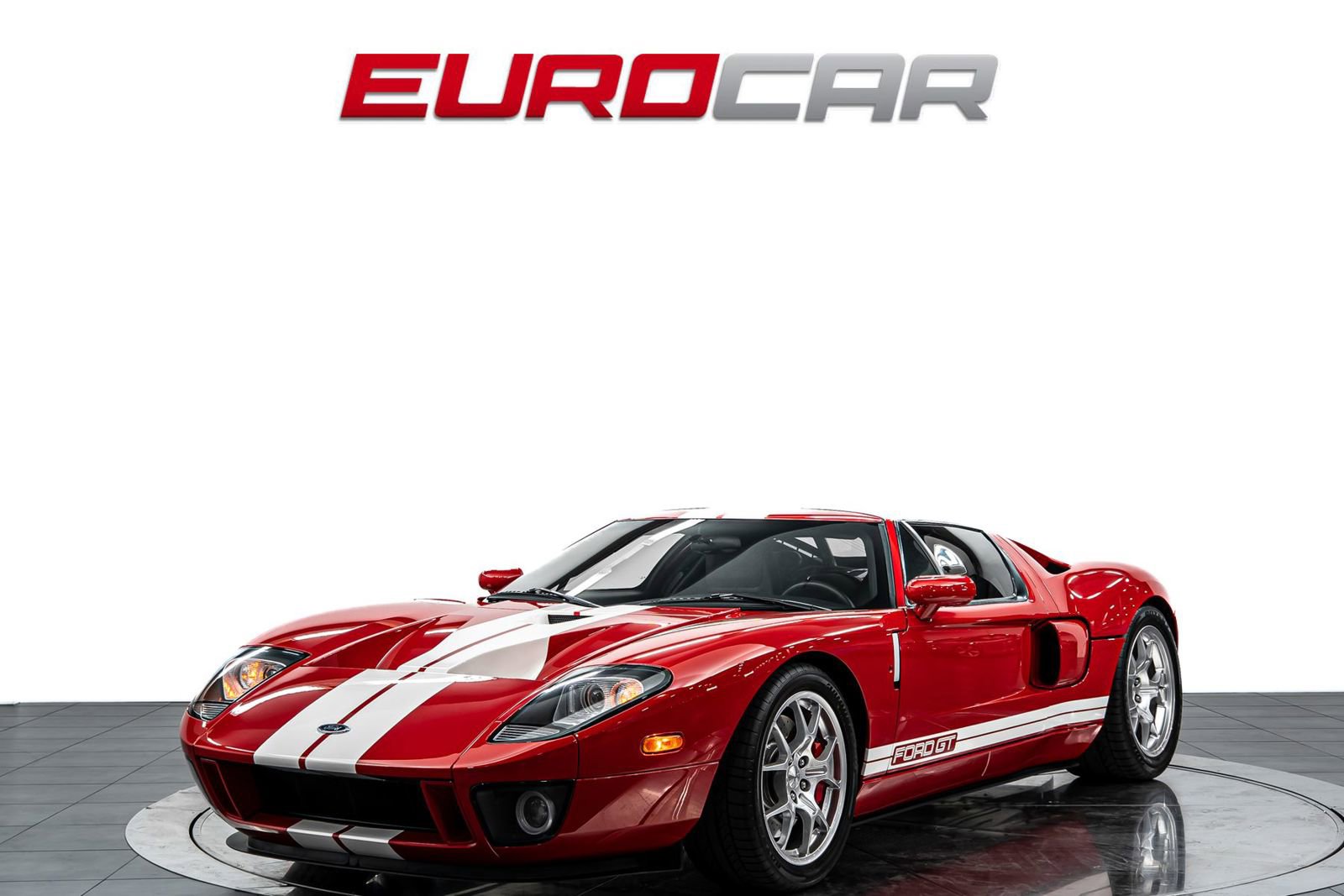 Used 2005 Ford GT RWD image 1