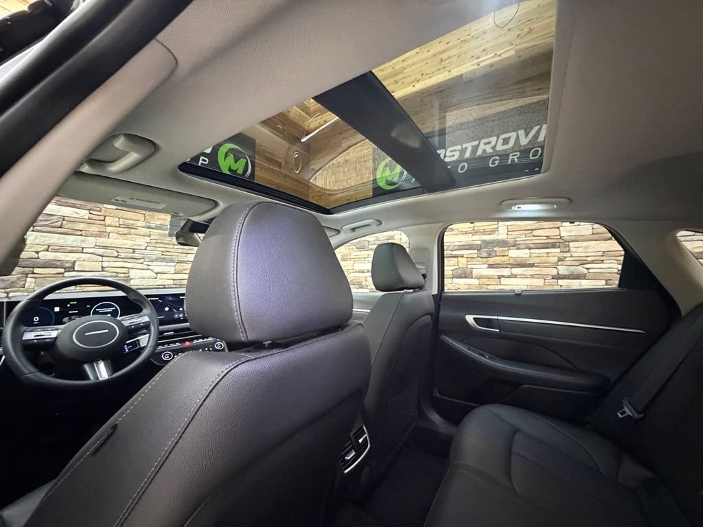 Used 2024 Hyundai Sonata Limited FWD image 40