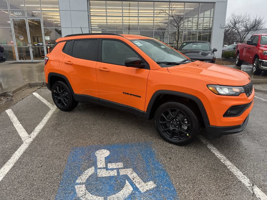 New 2026 Jeep Compass Latitude AWD/4WD image 37