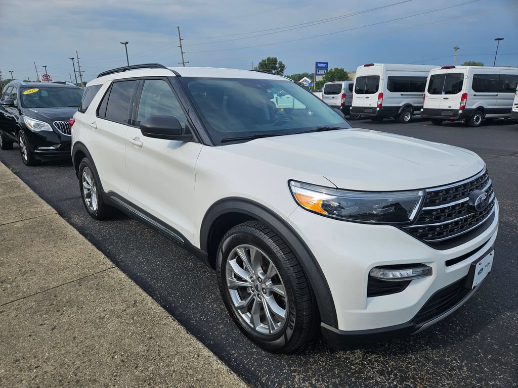 Used 2021 Ford Explorer XLT RWD image 4