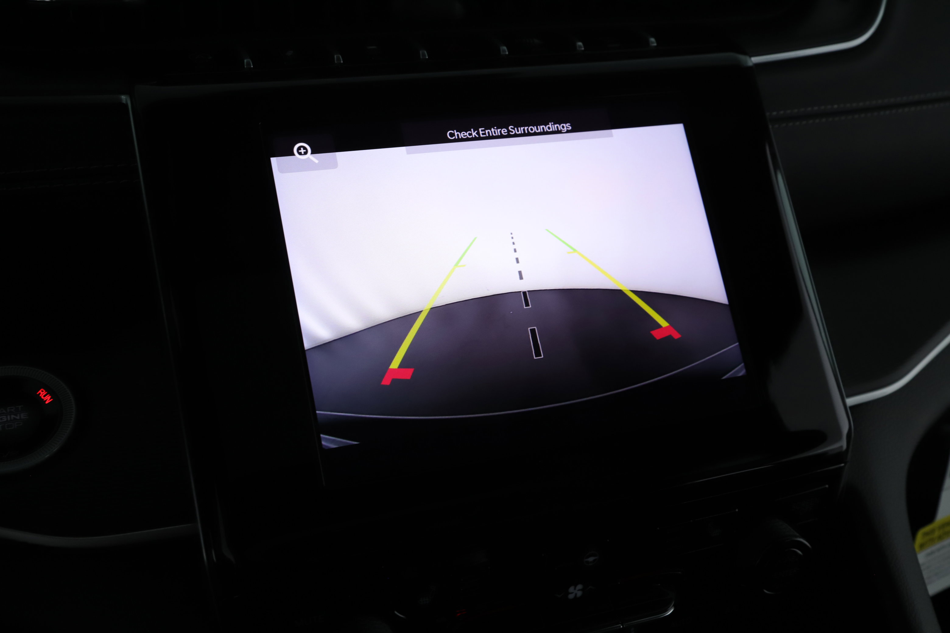 New 2025 Jeep Grand Cherokee Altitude image 13