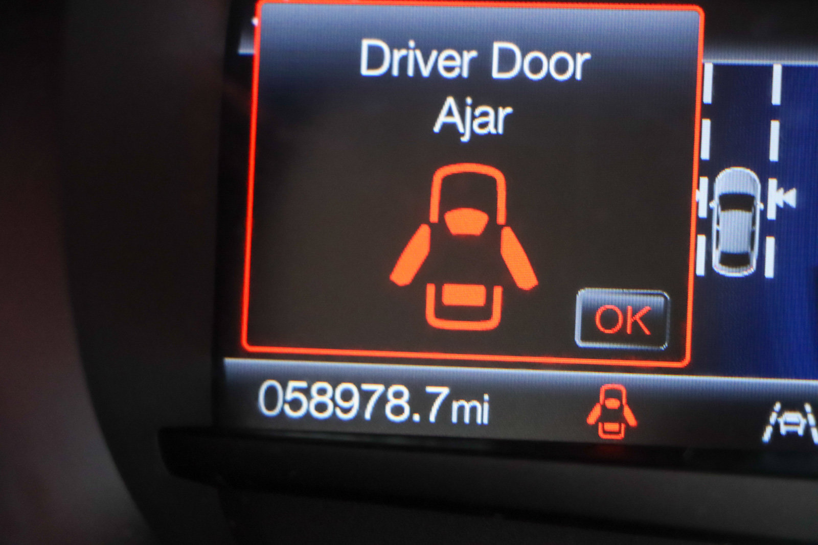 Used 2023 Ford Edge SEL AWD/4WD image 16