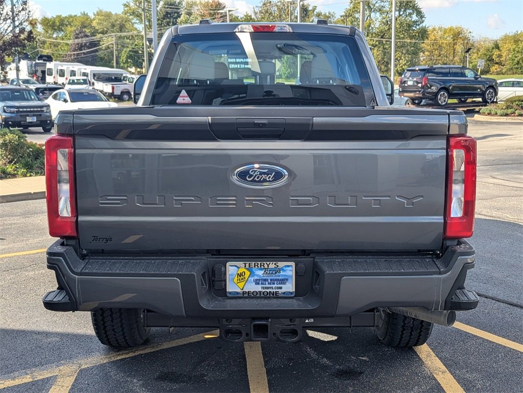 New 2026 Ford F250 XL image 4