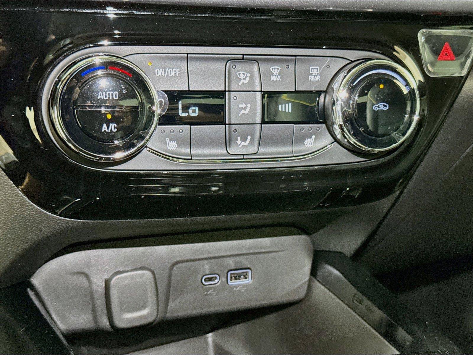 New 2026 Chevrolet Trax ACTIV w/ Driver Confidence Package FWD image 9