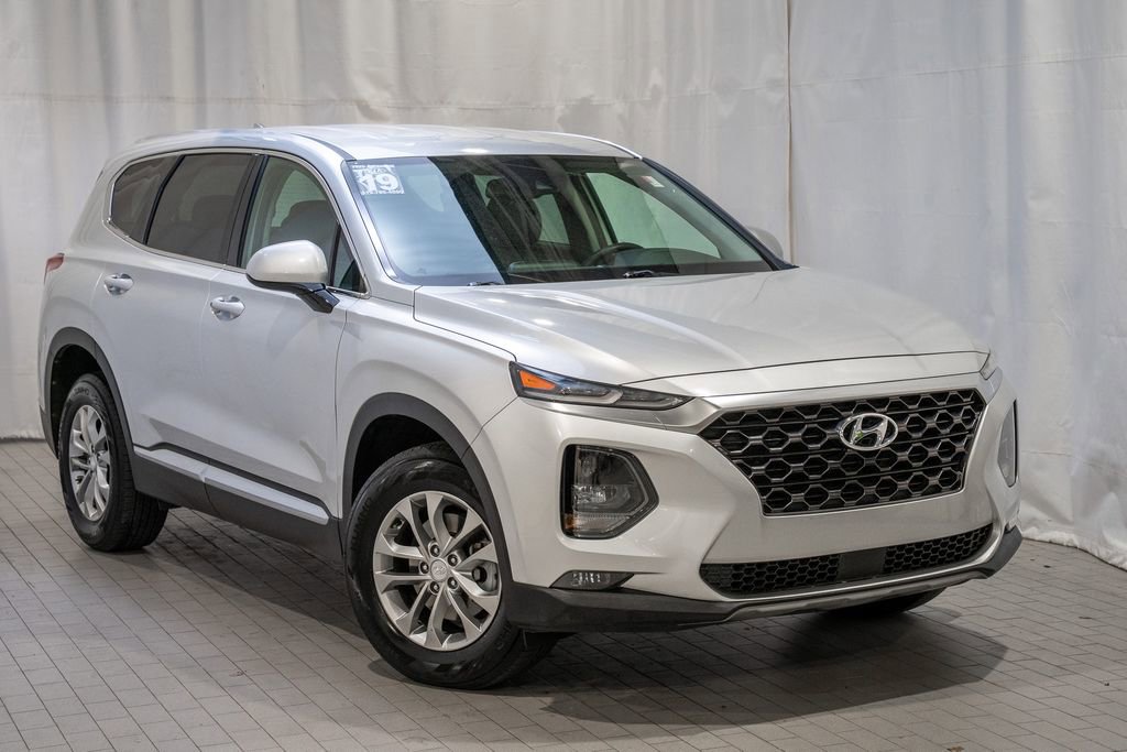 Used 2019 Hyundai Santa Fe SEL image 1