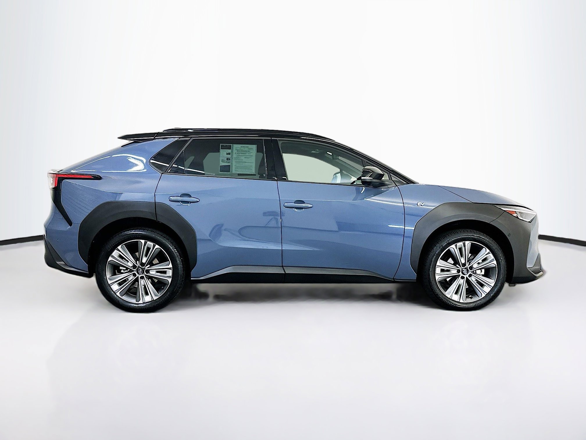 Used 2023 Subaru Solterra AWD image 10
