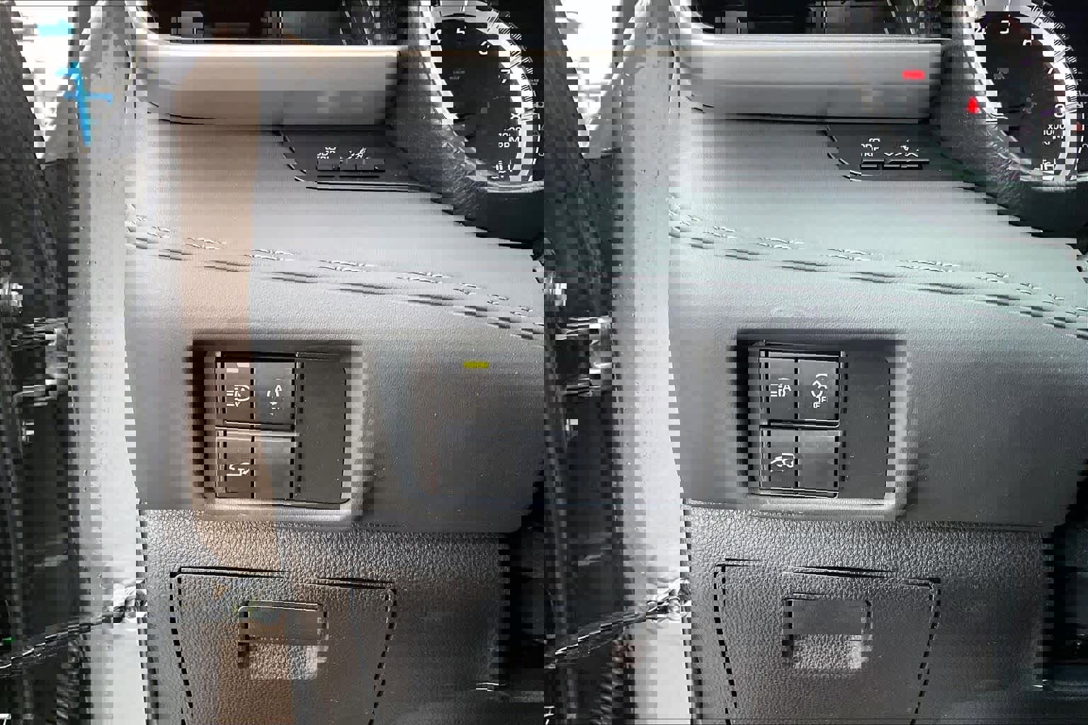 Used 2023 Toyota Highlander XSE image 34