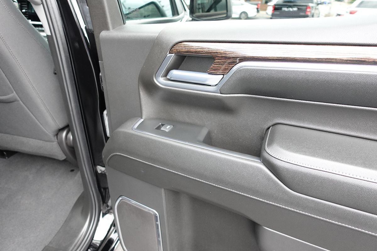 Used 2023 GMC Sierra 1500 Elevation AWD/4WD image 29