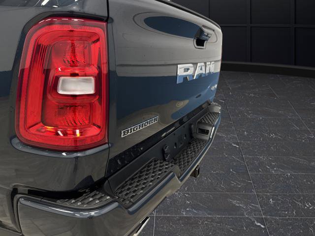 New 2026 RAM 1500 4x4 Crew Cab image 34