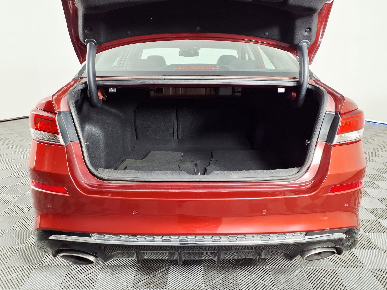Used 2019 Kia Optima S w/ S Panoramic Sunroof Package FWD image 8