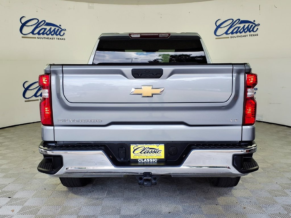 Used 2024 Chevrolet Silverado 1500 LT RWD image 4