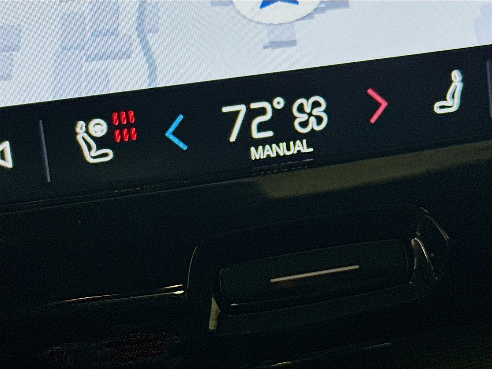 Used 2024 Volvo XC60 T8 Ultimate w/ Protection Package Premier image 21