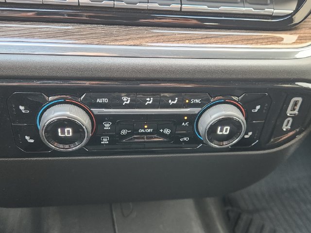 Used 2024 Chevrolet Silverado 2500 LT AWD/4WD image 22