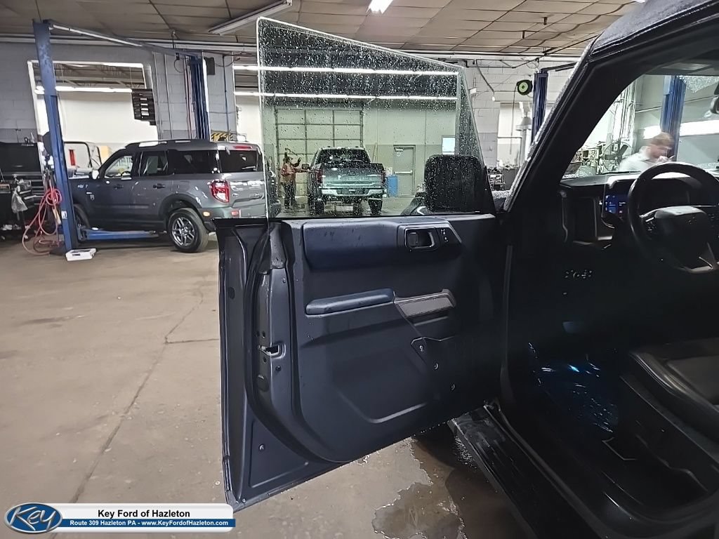 Used 2022 Ford Bronco Outer Banks AWD/4WD image 34