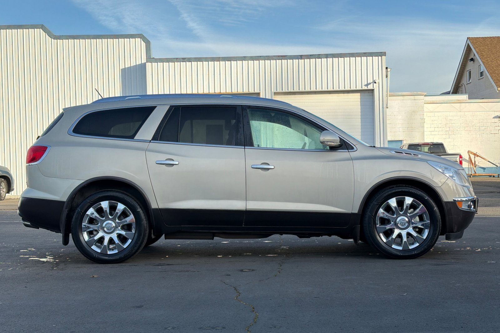 Used 2012 Buick Enclave Premium image 3
