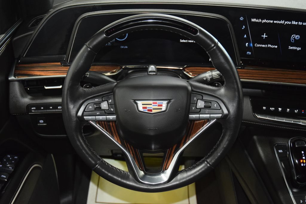 Used 2024 Cadillac Escalade ESV Premium Luxury w/ LPO, Floor Liner Package AWD/4WD image 39
