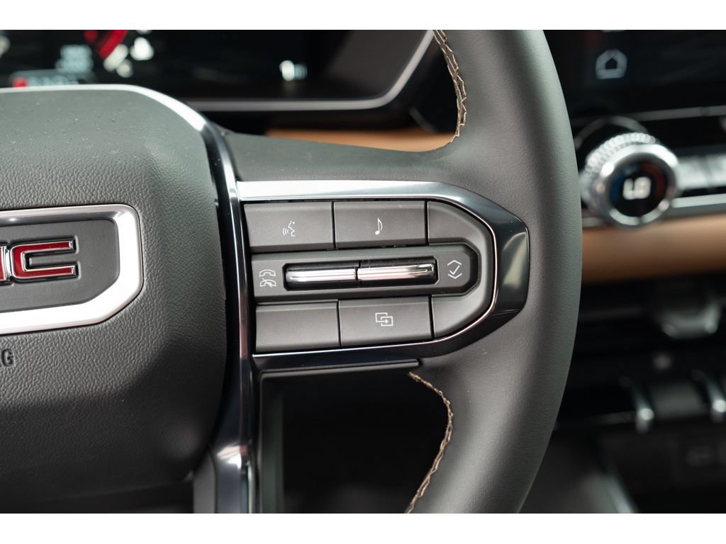 New 2026 GMC Canyon AT4 AWD/4WD image 19