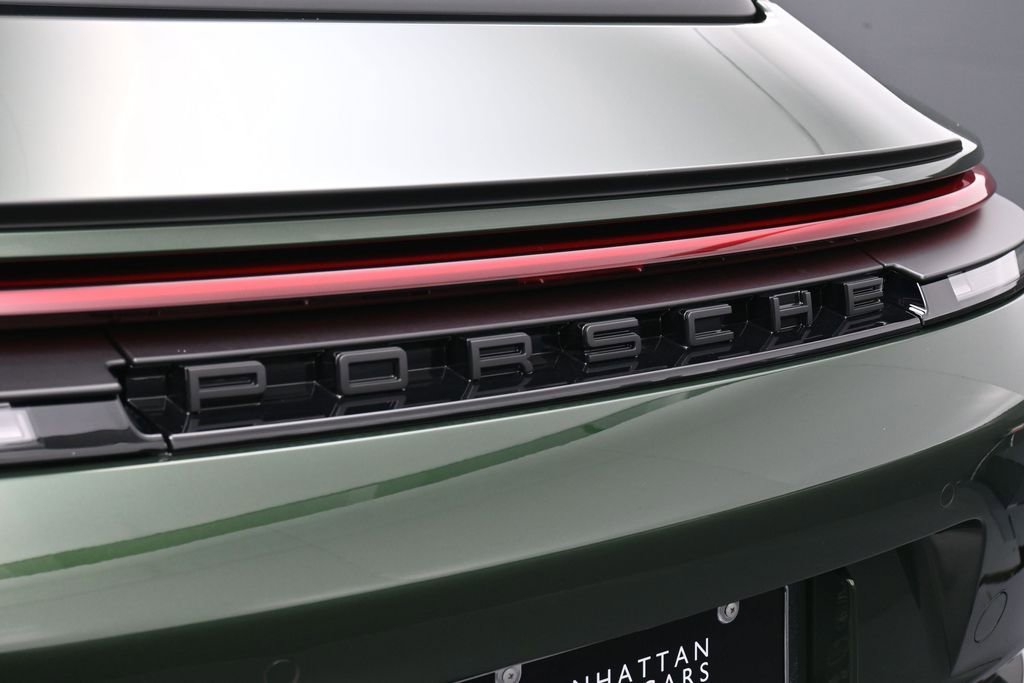New 2026 Porsche 911 GT3 RWD image 14