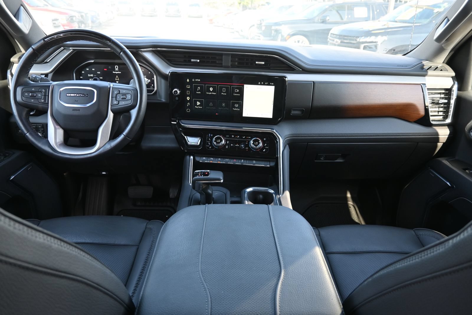 Used 2025 GMC Sierra 1500 Denali AWD/4WD image 7