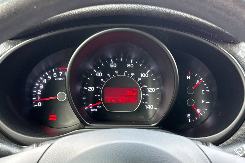 Used 2016 Kia Soul FWD image 22