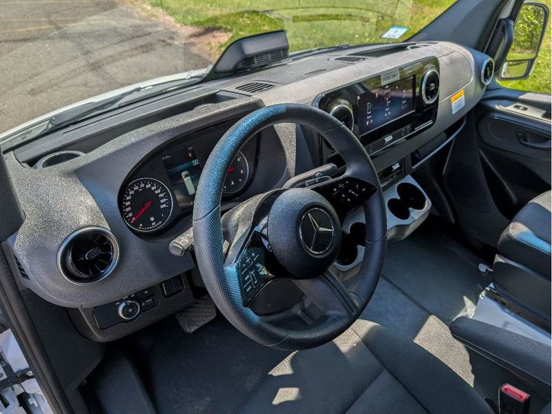 Used 2022 Mercedes-Benz Metris image 18