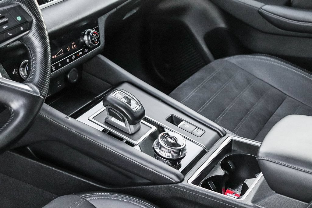 Used 2024 Mitsubishi Outlander SE AWD/4WD image 23