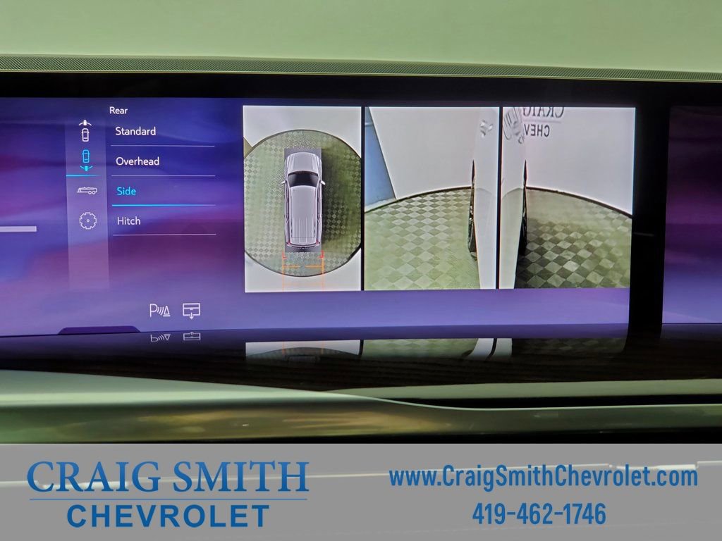 Used 2025 Cadillac Escalade Sport Platinum w/ LPO, ONYX Package image 27