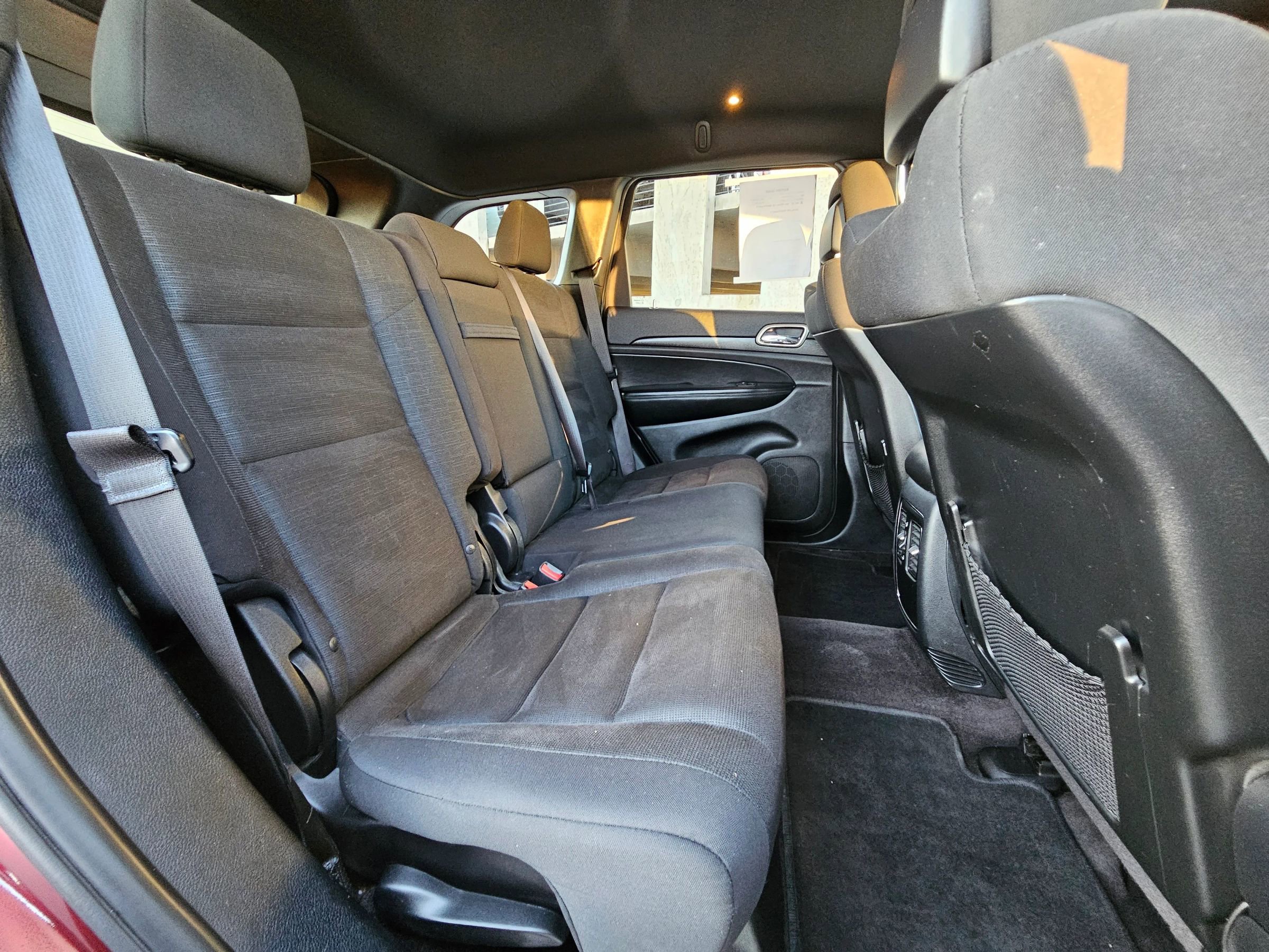 Used 2016 Jeep Grand Cherokee Laredo w/ Quick Order Package 23E image 25