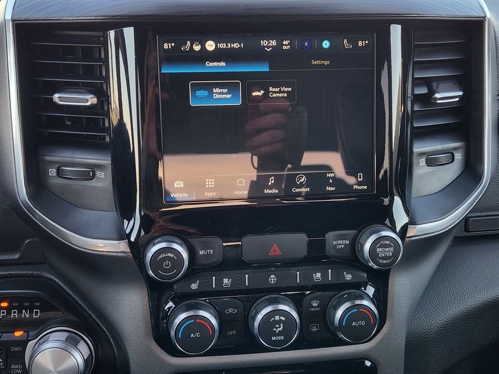 Used 2023 RAM 1500 Laramie AWD/4WD image 18