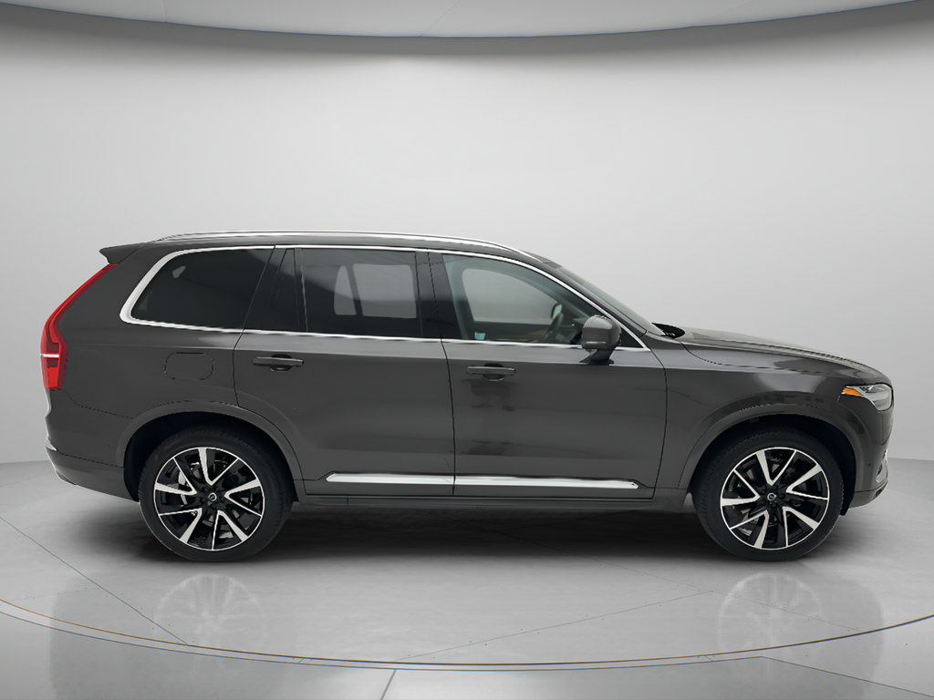 Used 2023 Volvo XC90 B6 Plus w/ Protection Package AWD/4WD image 4