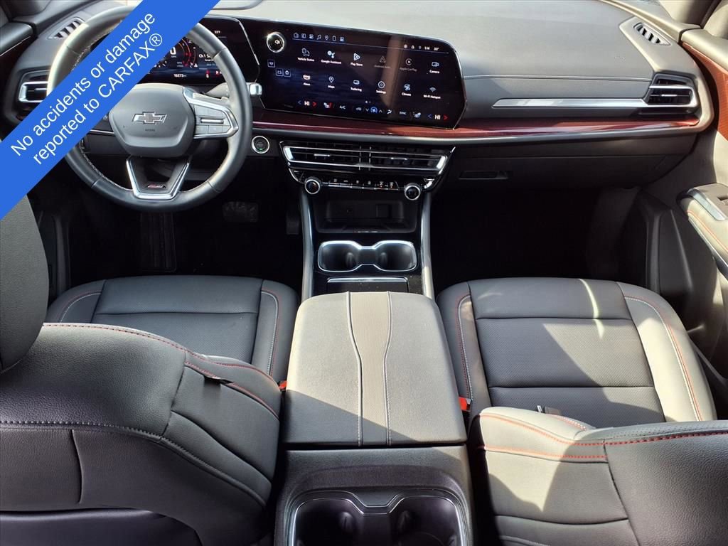 Used 2024 Chevrolet Traverse Z71 image 13