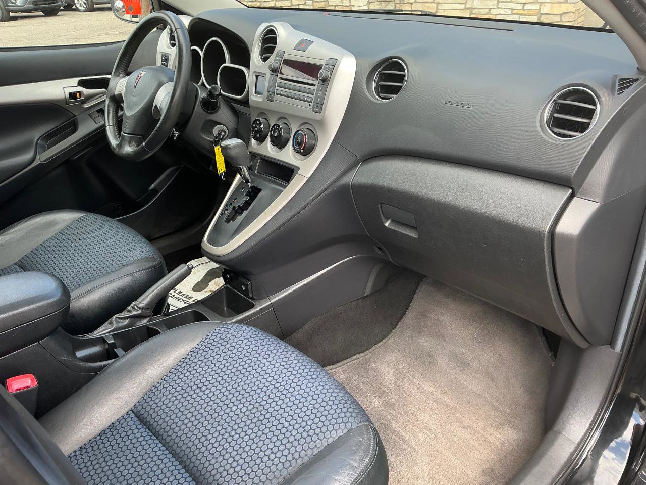 Used 2009 Pontiac Vibe GT image 9